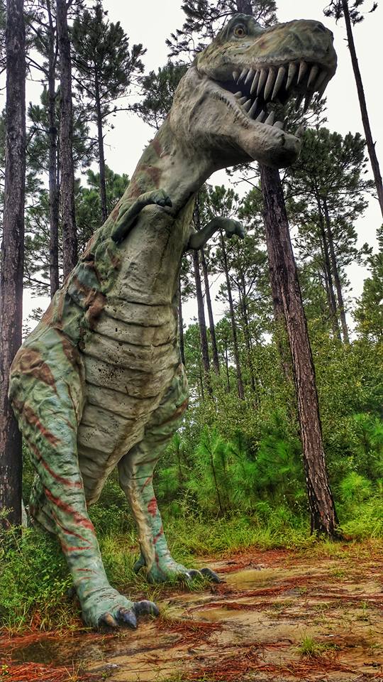 dinosaurs in the woods elberta alabama gulf shores dinosaur statue